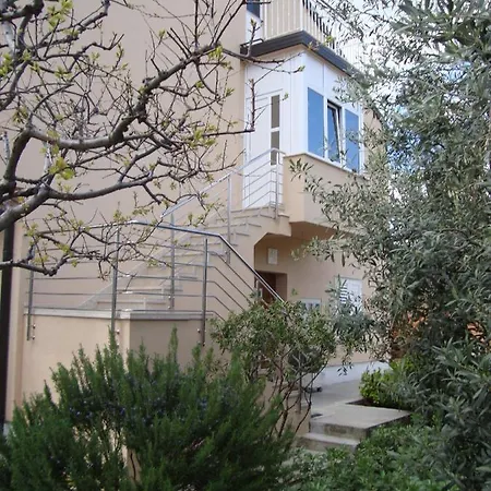 Διαμέρισμα With A Parking Space Seget Donji, - 11524