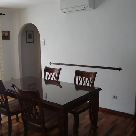 Apartment With A Parking Space Seget Donji, - 11524 *