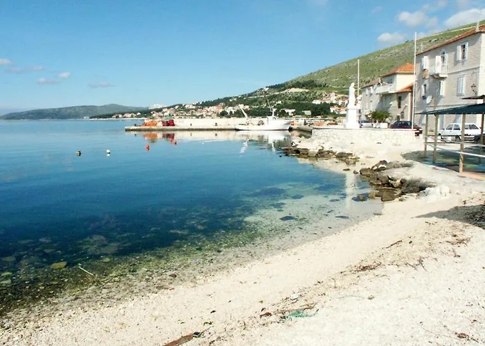 公寓 With A Parking Space Seget Donji, - 11524 *