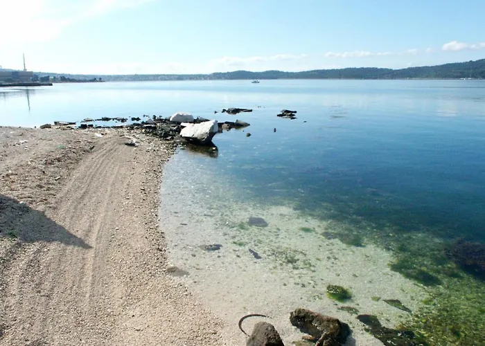 Appartement With A Parking Space Seget Donji, - 11524